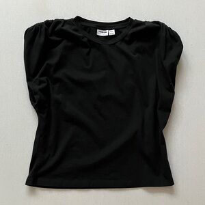 Noisy May Gaby Black Short Sleeve Top
